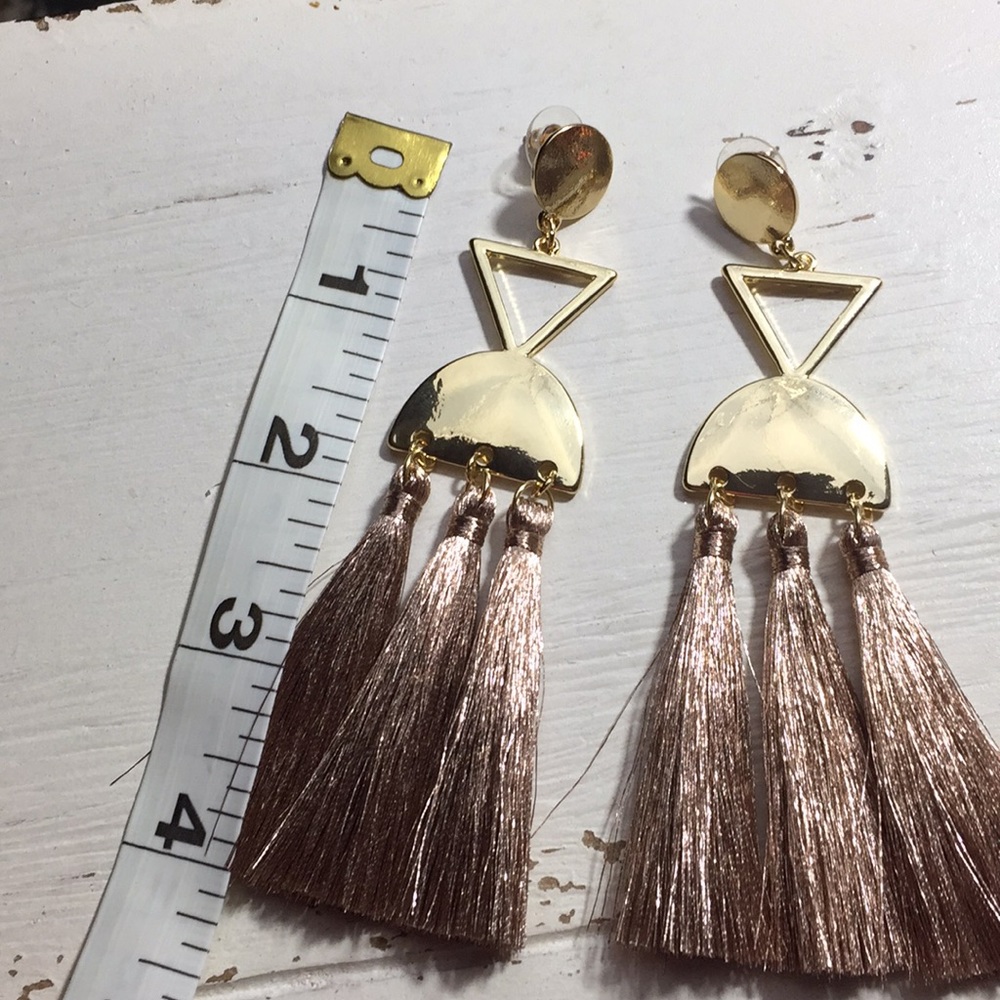 GEOMETRIC MULTI TASSEL EARRINGS - Picture 5 of 7